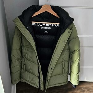 Aritzia superpuff winter coat